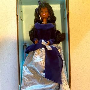 WINTER VELVET BARBIE-AFRICAN AMERICAN new in box